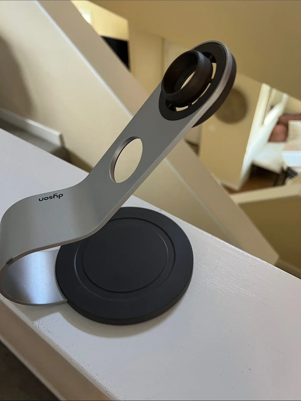 Dyson Silver and Black VR Accessory Stand